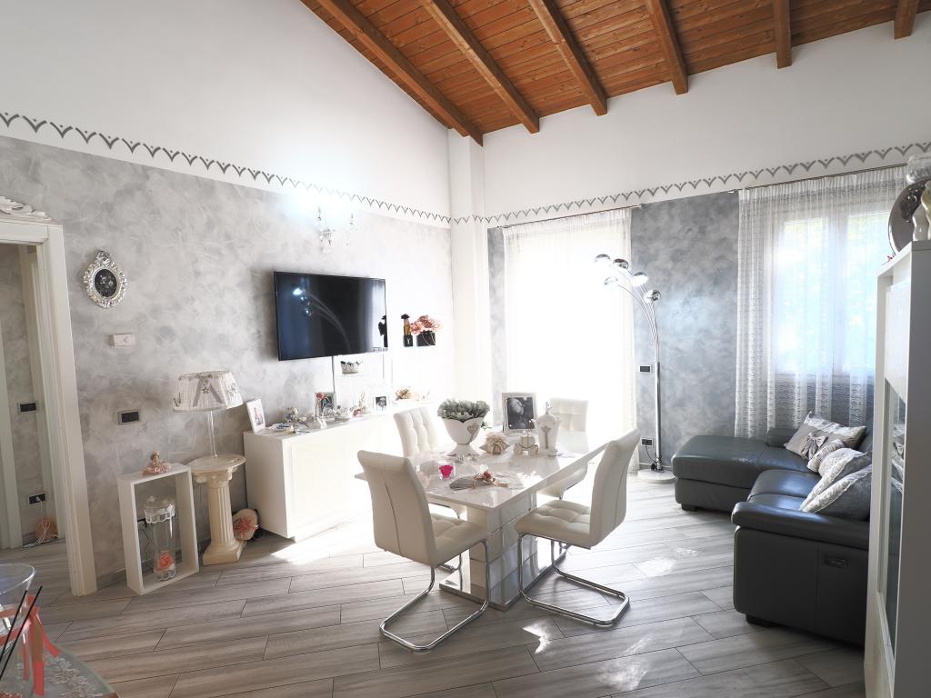 Rif. 2248 Bibbiano: Appartamento elegante e moderno a Bibbiano € 142.000