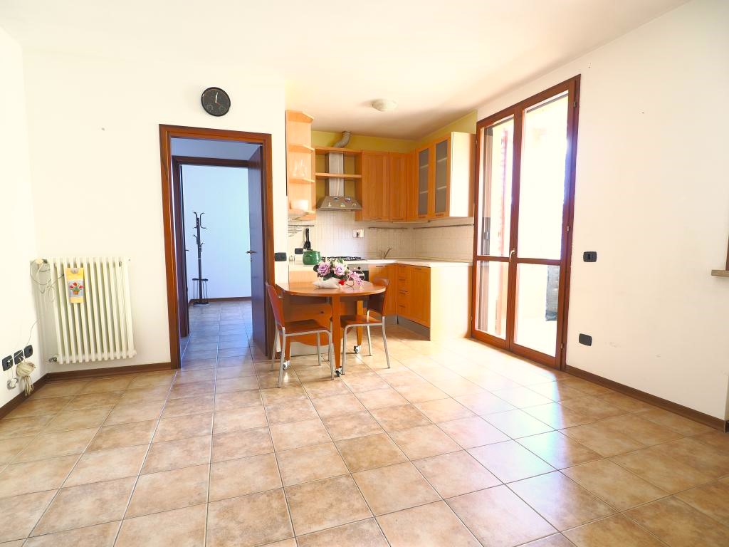 Rif. 2258 Bibbiano: Appartamento con Loggia e 2 Camere € 145.000  