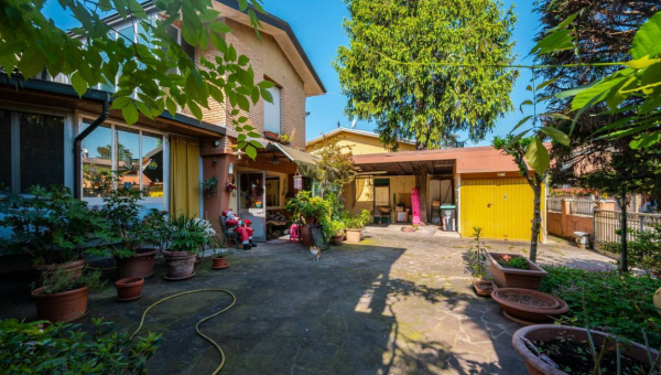 Rif. 2277 Barco: Casa Singola di ampie dimensioni con Giardino Privato € 275.000