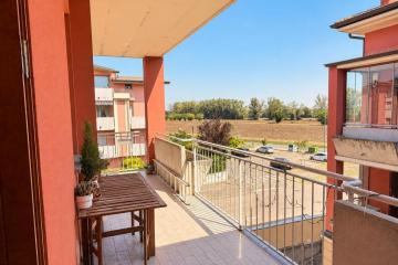 Rif. 2280 VIGATTO (PR): RECENTE APPARTAMENTO SU DUE LIVELLI IN CLASSE A1, ARREDATO, CON TERRAZZO E AMPIA AUTORIMESSA € 350.000 